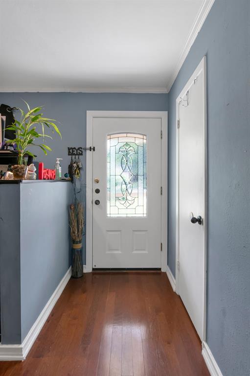 4216 Selkirk Drive Property Photo 5