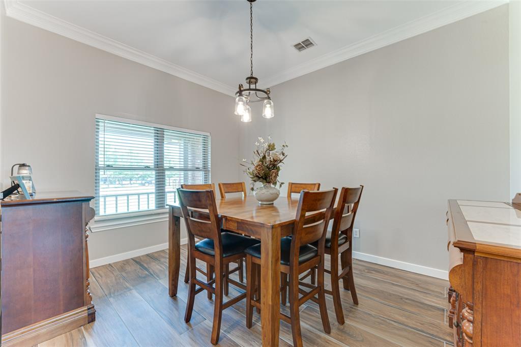 6367 Bridle Trail Property Photo 6