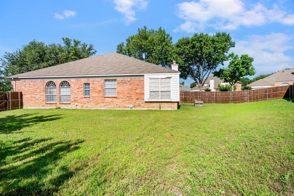 1325 Bentley Drive Property Photo 1