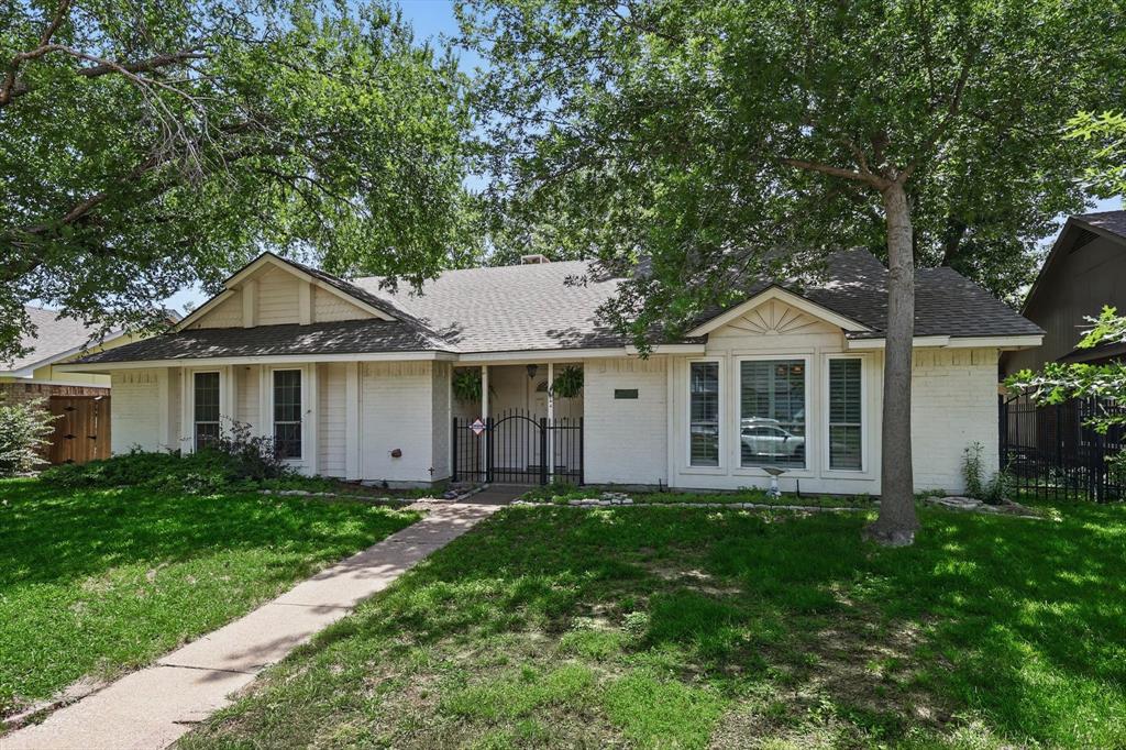 218 Creekside Lane Property Photo