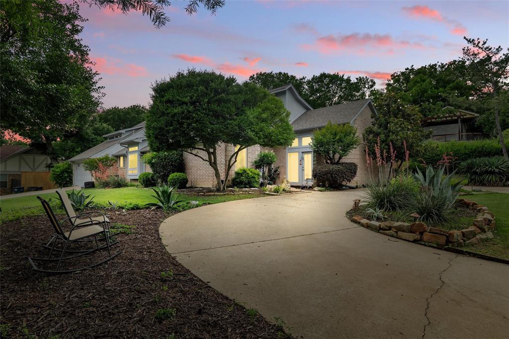 844 Woodridge Drive Property Photo