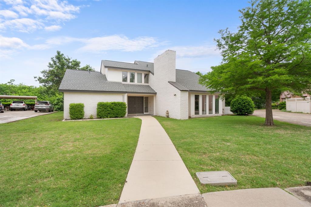 1412 Ginger Court Property Photo 1