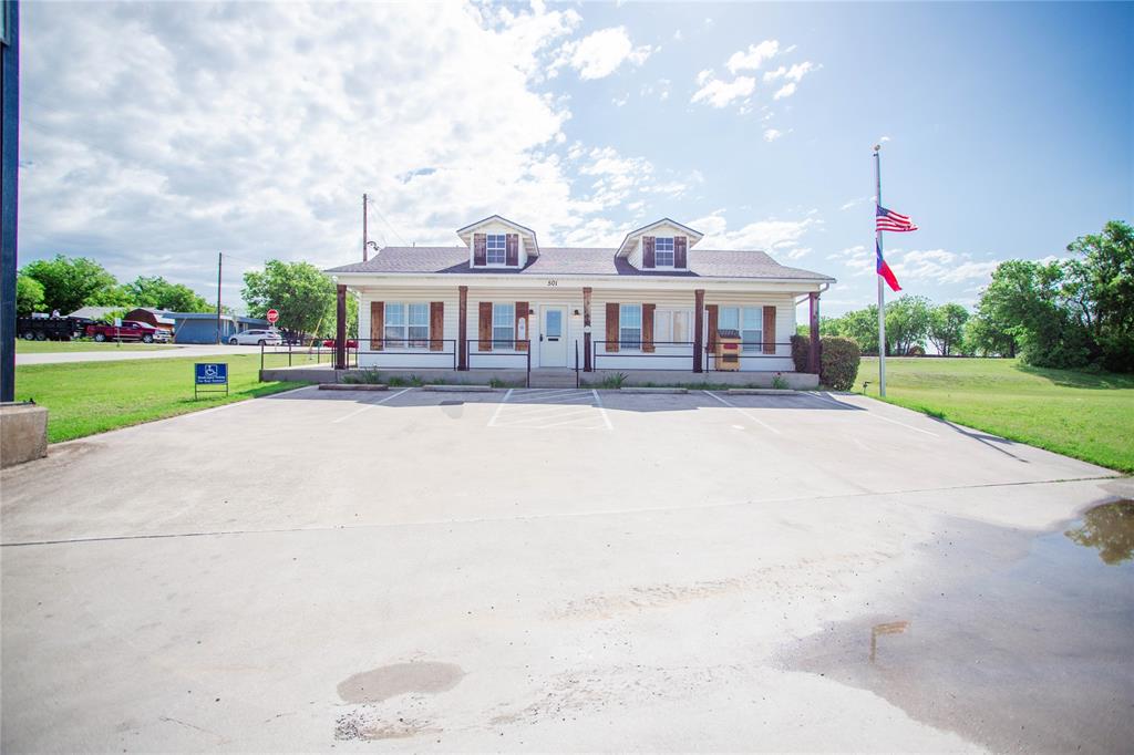 501 S Main Street Property Photo