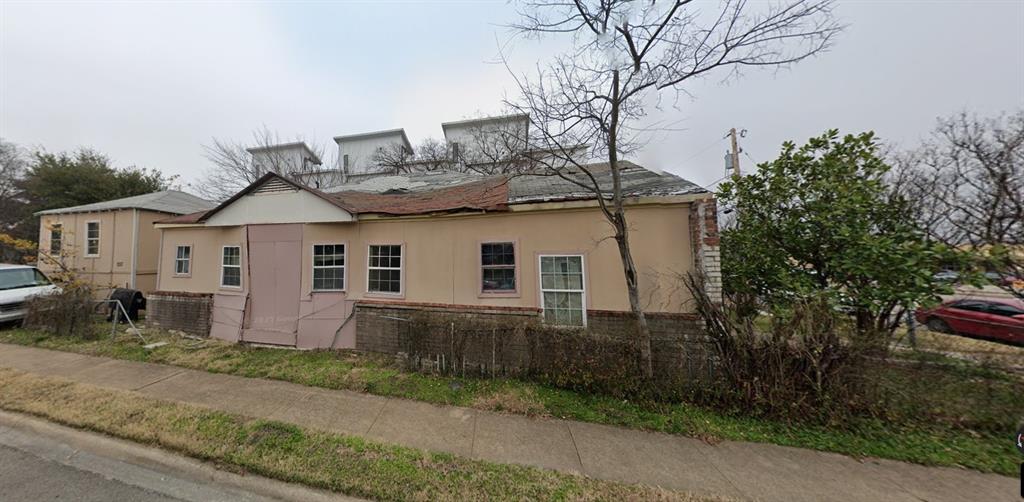 937 W 12th Street Property Photo