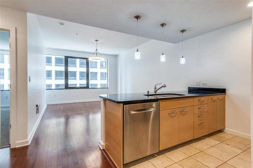 1200 Main Street Property Photo