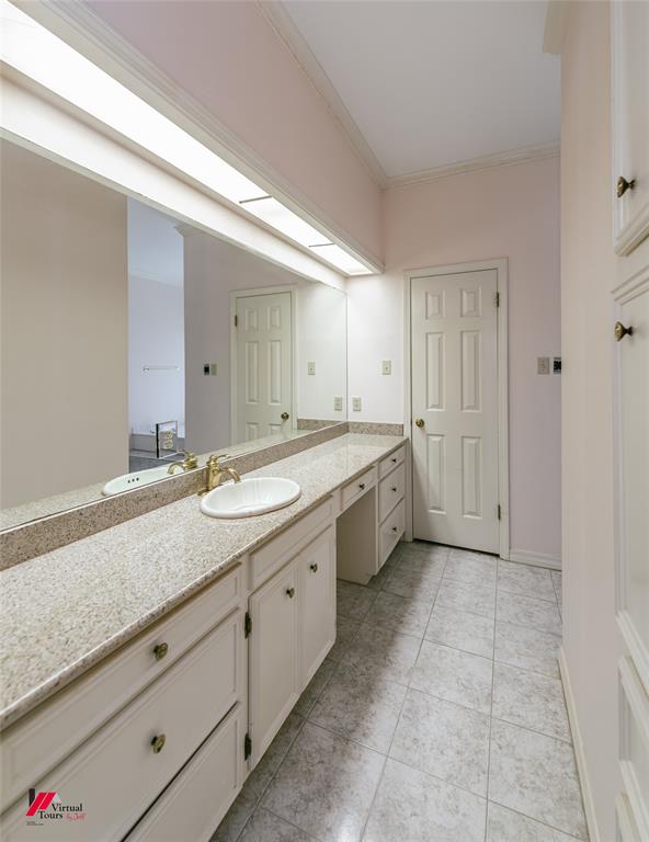 9855 Holamy Lane Property Photo 24