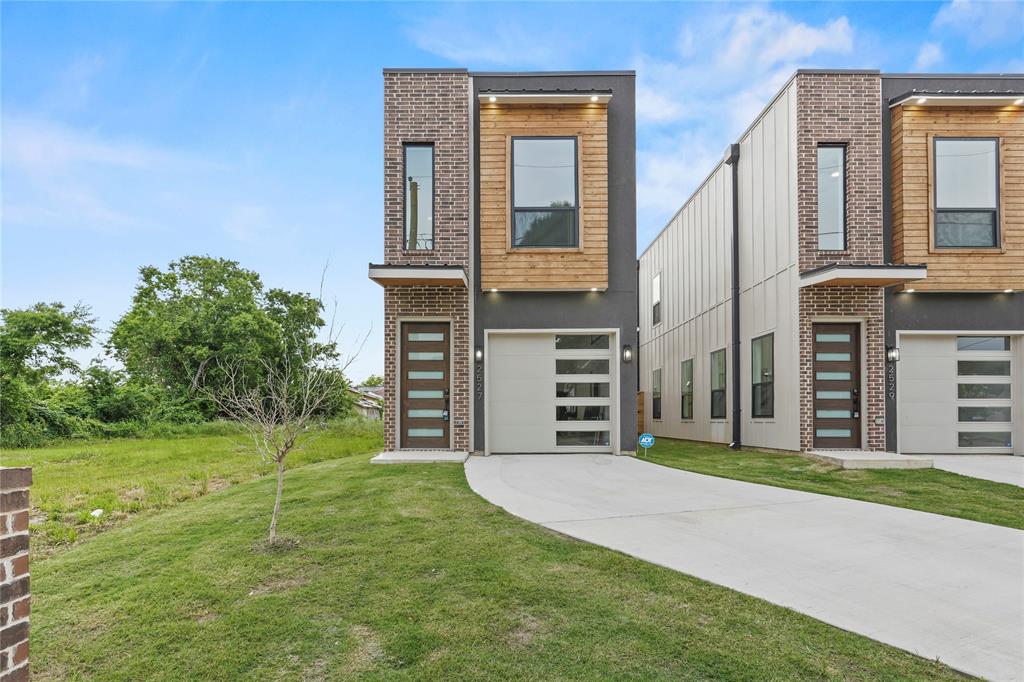 2527 Pennsylvania Avenue Property Photo