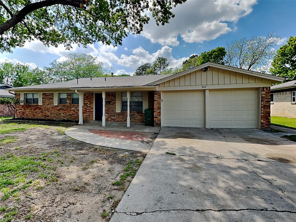 825 Livingston Drive Property Photo 1