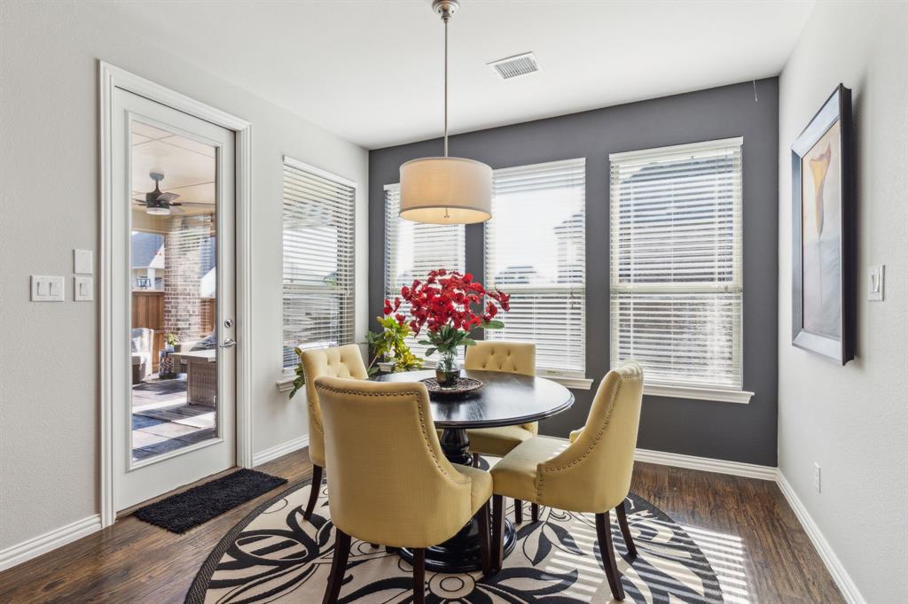 1746 Legendary Reef Way Property Photo 14