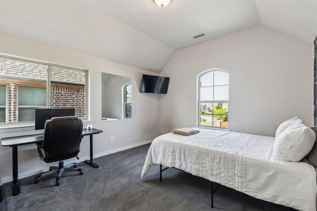 1746 Legendary Reef Way Property Photo 25