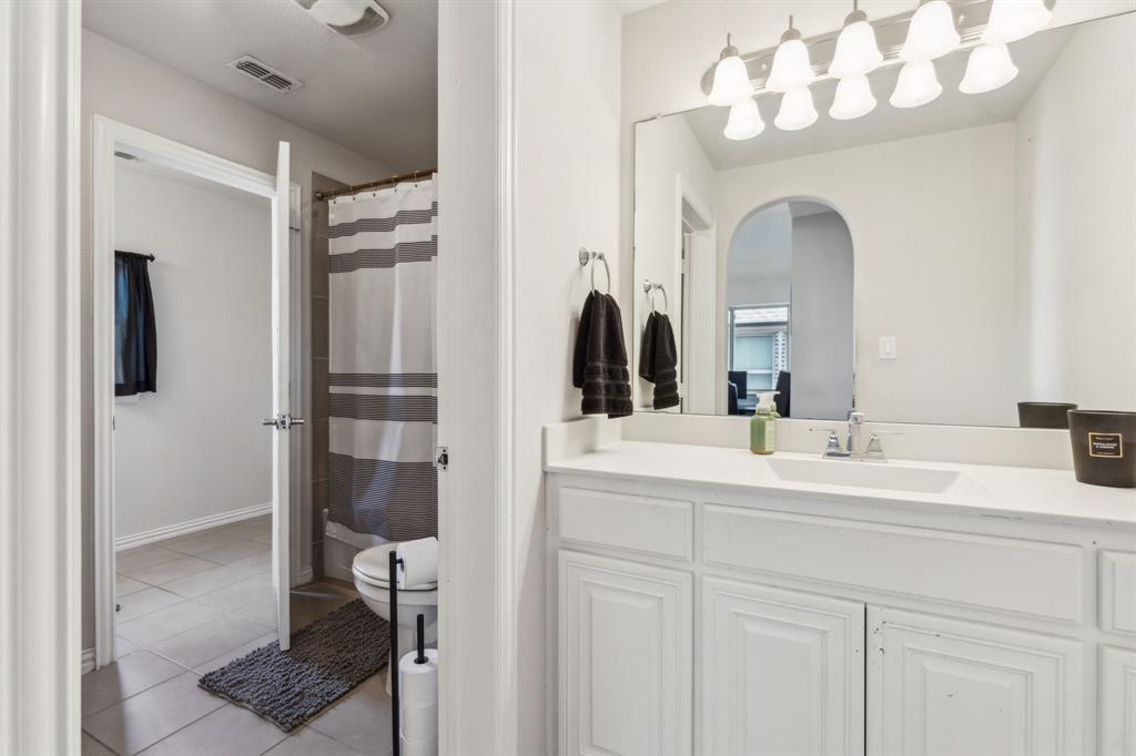 1746 Legendary Reef Way Property Photo 27