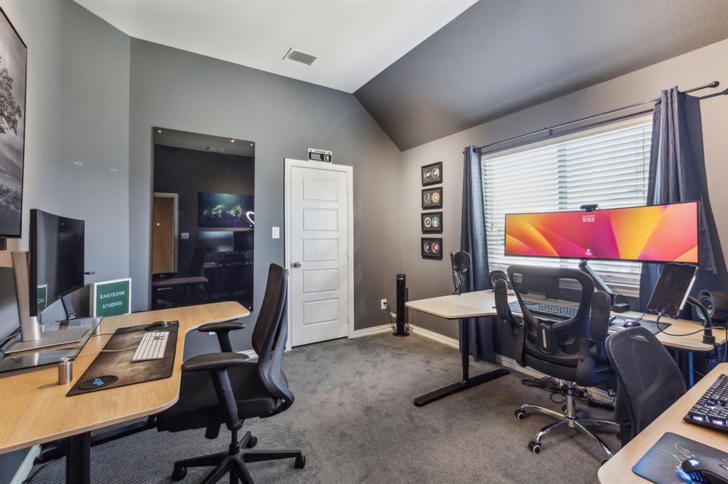 1746 Legendary Reef Way Property Photo 28