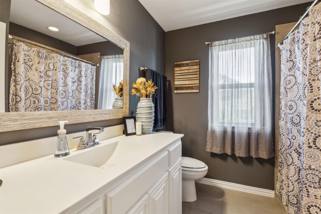 1746 Legendary Reef Way Property Photo 29