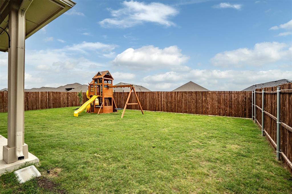 2013 Windsor Drive Property Photo 33