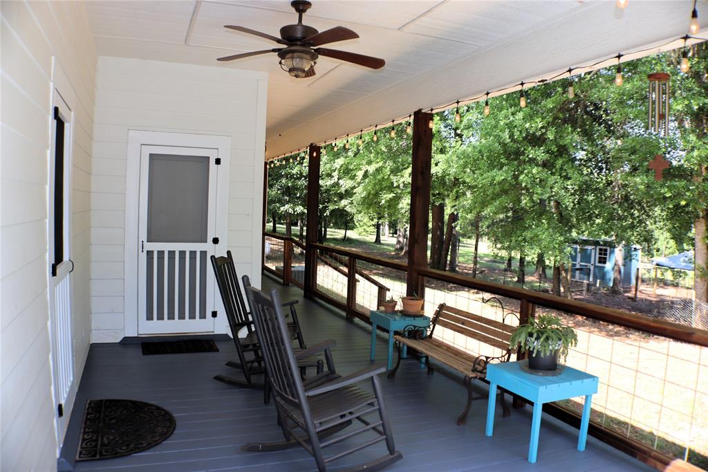 393 County Road 3112 Property Photo 1