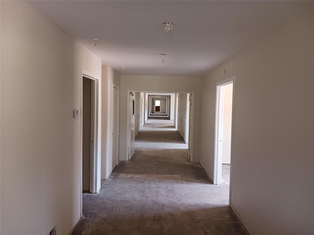 400 S Bond Street Property Photo 15