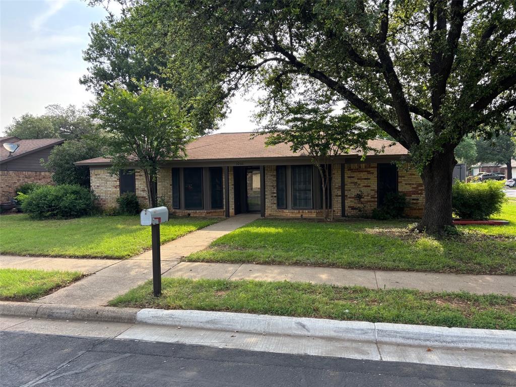 3200 Sapphire Street Property Photo 1
