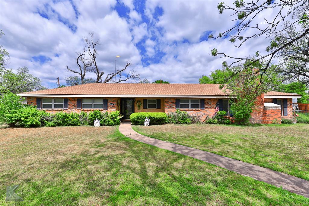 606 State Street Property Photo