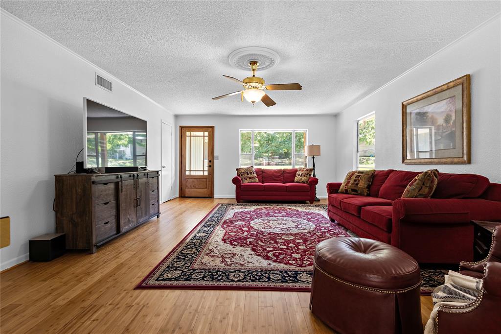 210 Harbor Drive Property Photo 8