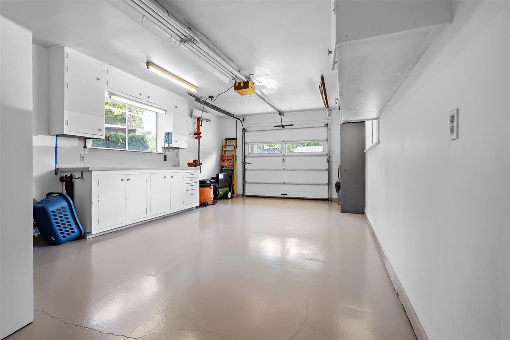 210 Harbor Drive Property Photo 19