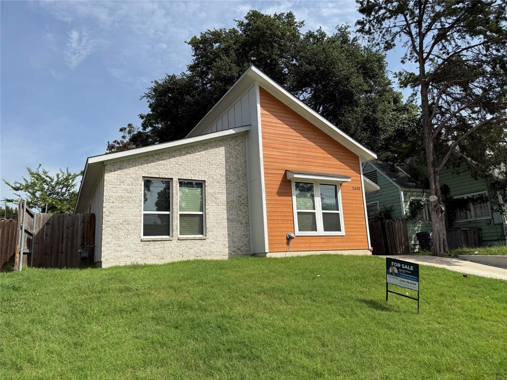 2603 Pine Street Property Photo 1