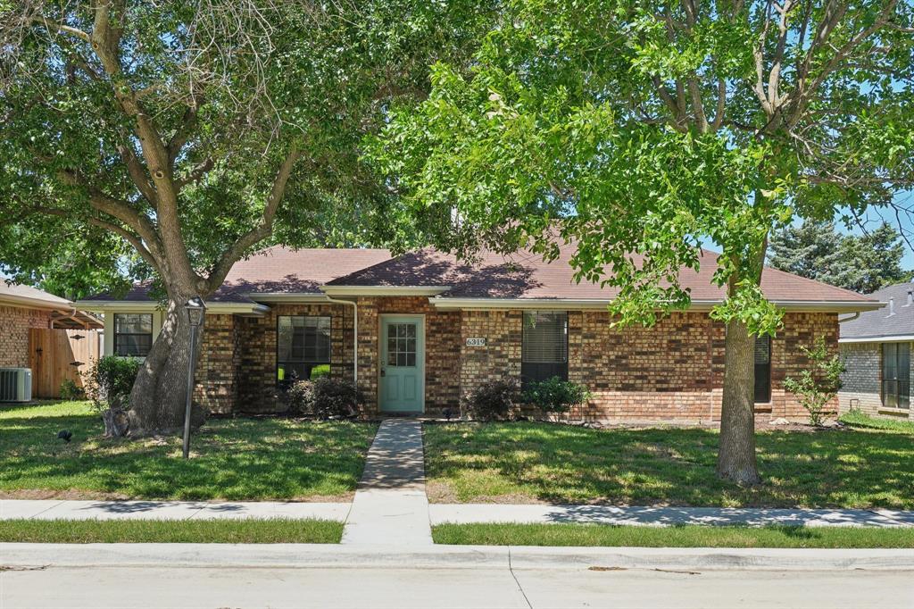 6319 Leasa Court Property Photo 1