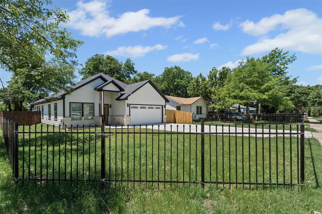 2636 Carter Avenue Property Photo 1