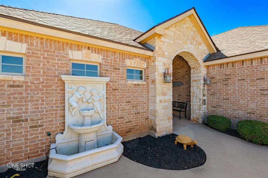 4549 Coyote Run Property Photo 4