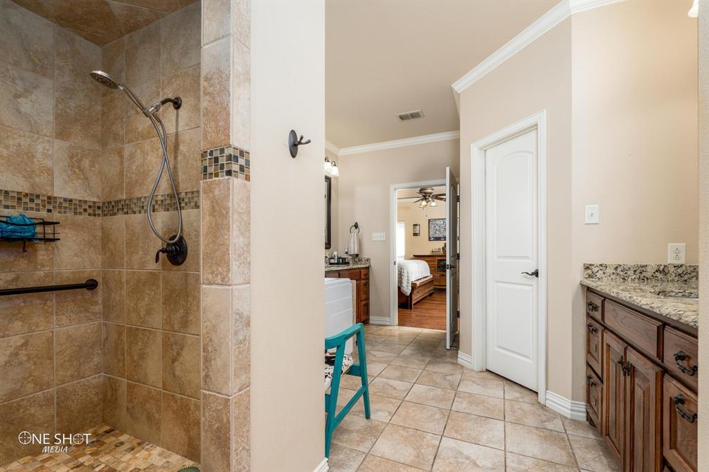 4549 Coyote Run Property Photo 24