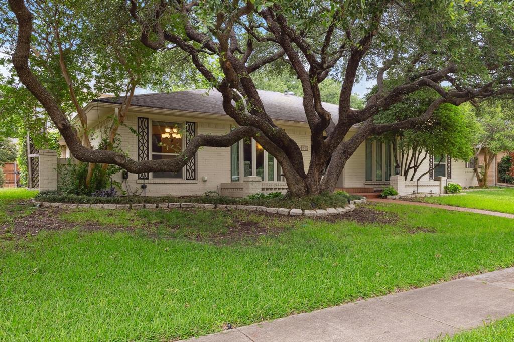 1905 Rustic Drive Property Photo 2