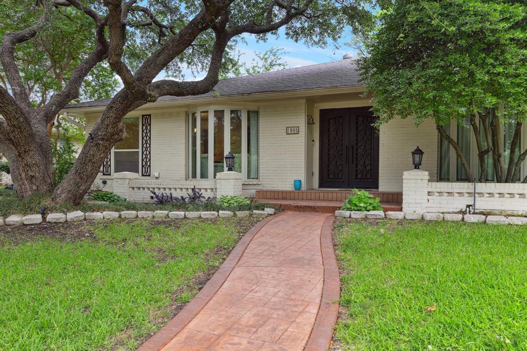 1905 Rustic Drive Property Photo 4