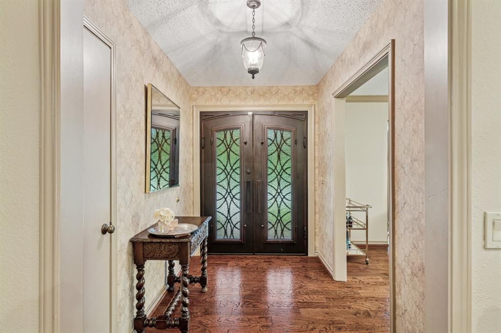 1905 Rustic Drive Property Photo 7