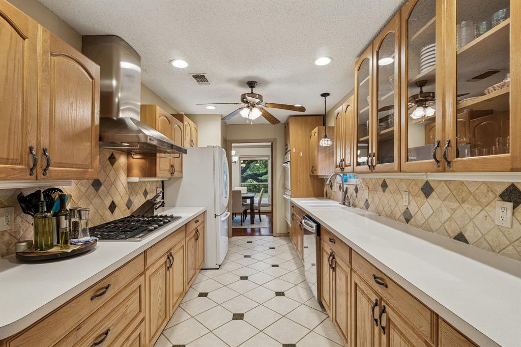 1905 Rustic Drive Property Photo 13