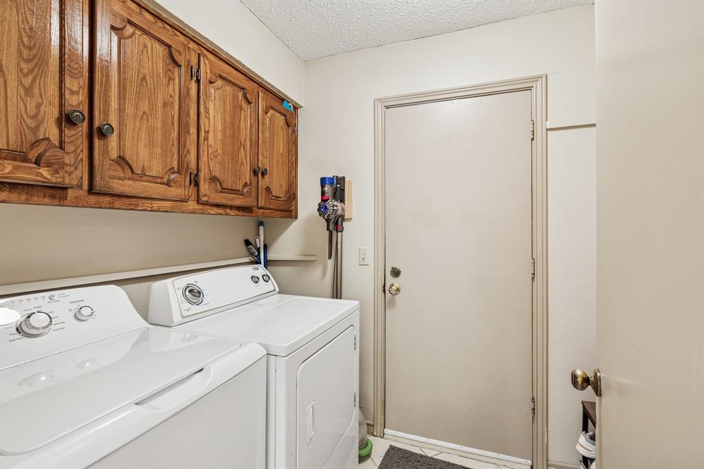 1905 Rustic Drive Property Photo 16