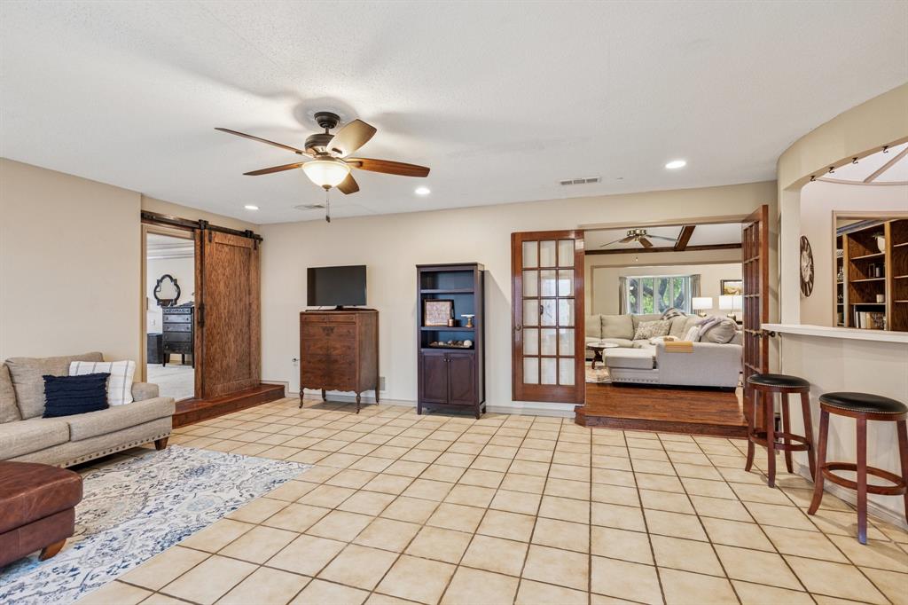 1905 Rustic Drive Property Photo 33