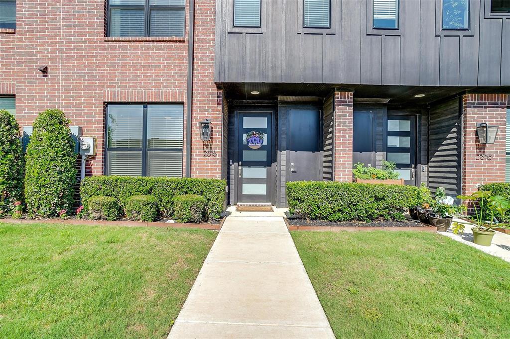 2818 Addison Park Lane Property Photo 1