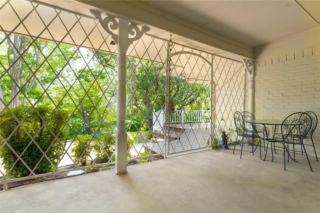 1905 Rockcliff Court Property Photo 21
