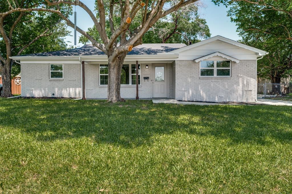 5217 Mack Road Property Photo