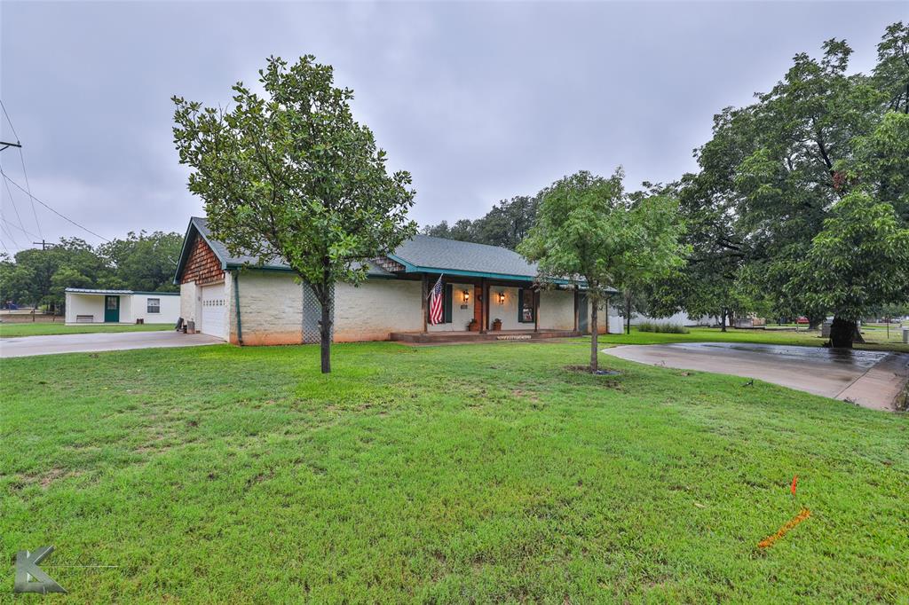 402 Elm Street Property Photo
