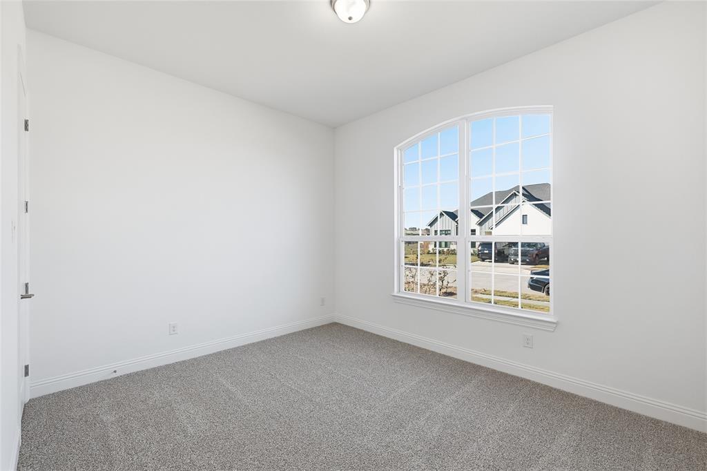 461 Shadowfax Drive Property Photo 11