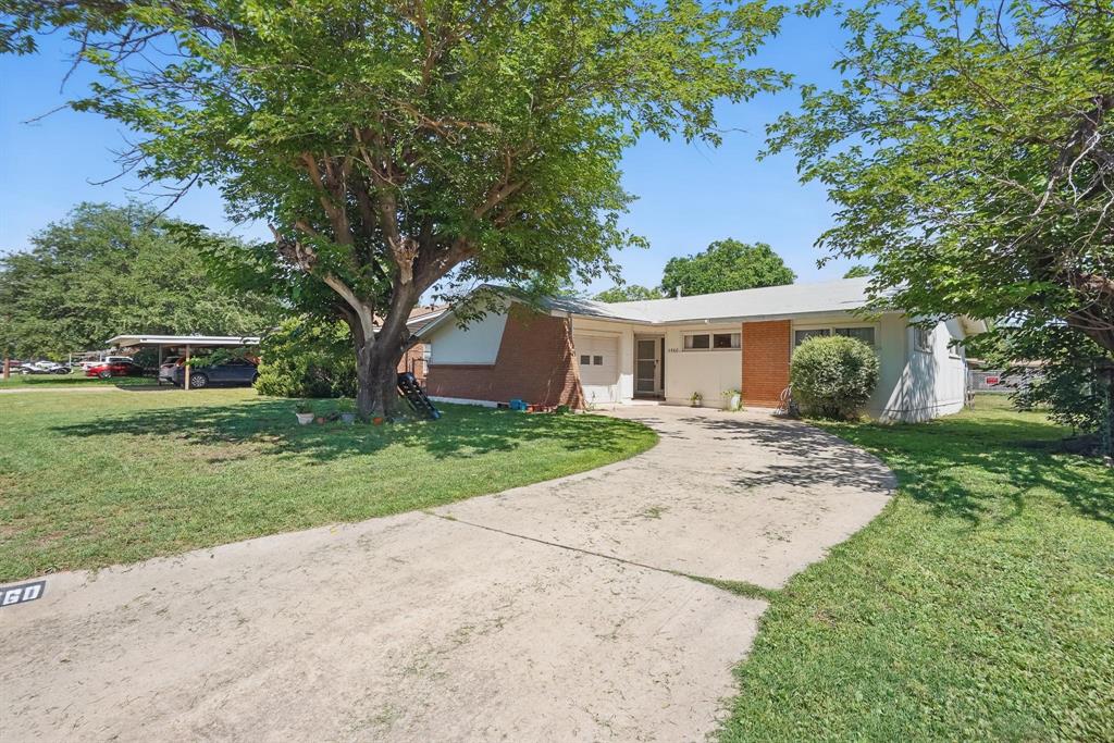 3560 N 9th Property Photo