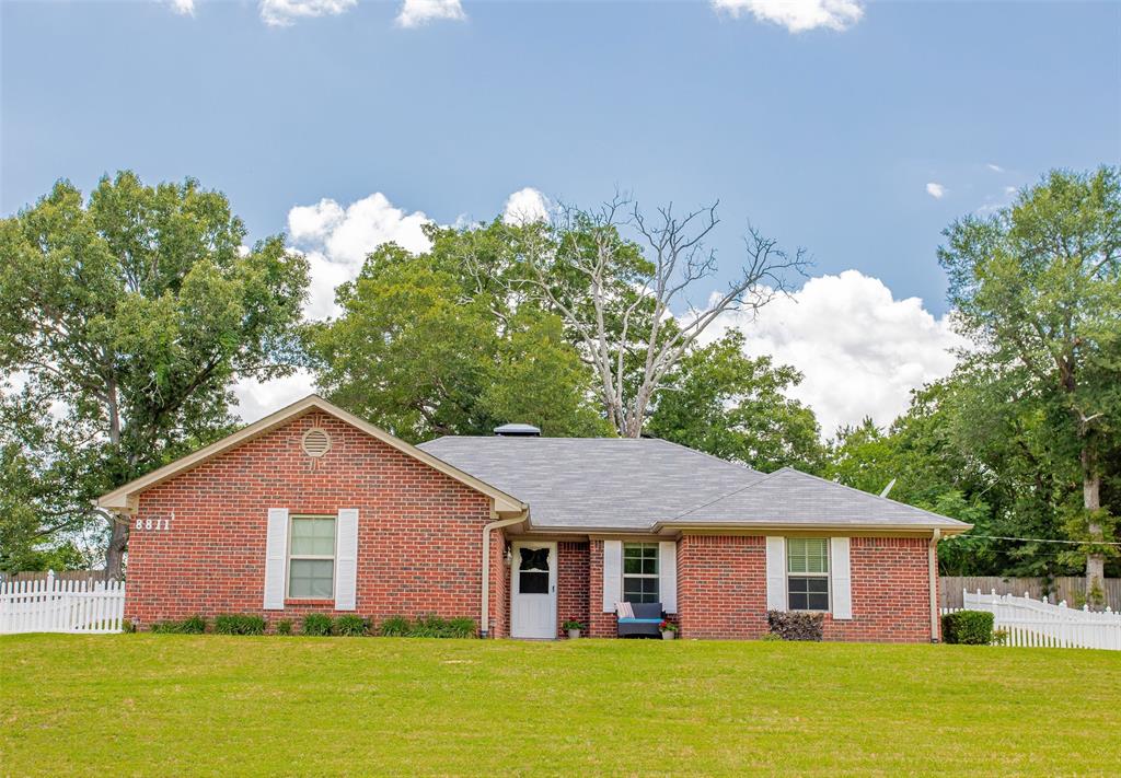 8811 Pheasant Drive Property Photo
