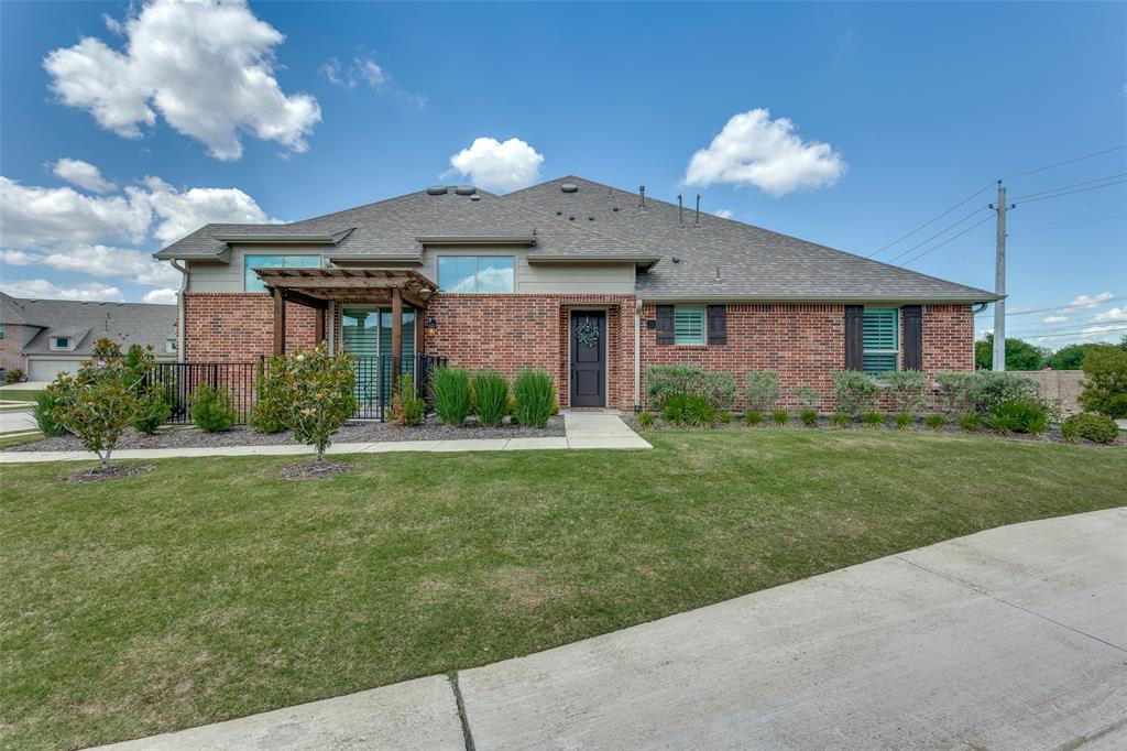 617 Cloverleaf Drive Property Photo