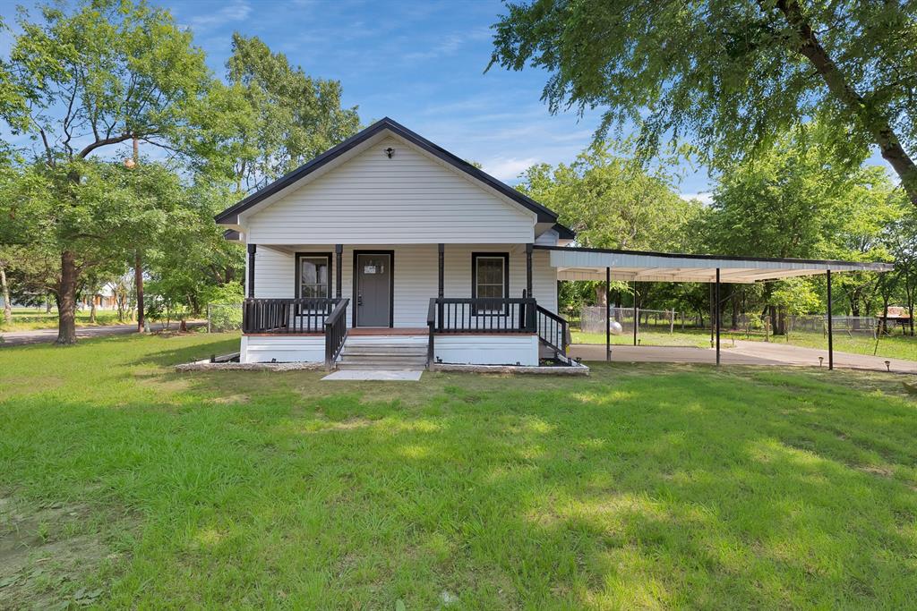 3304 Fm 499 Property Photo