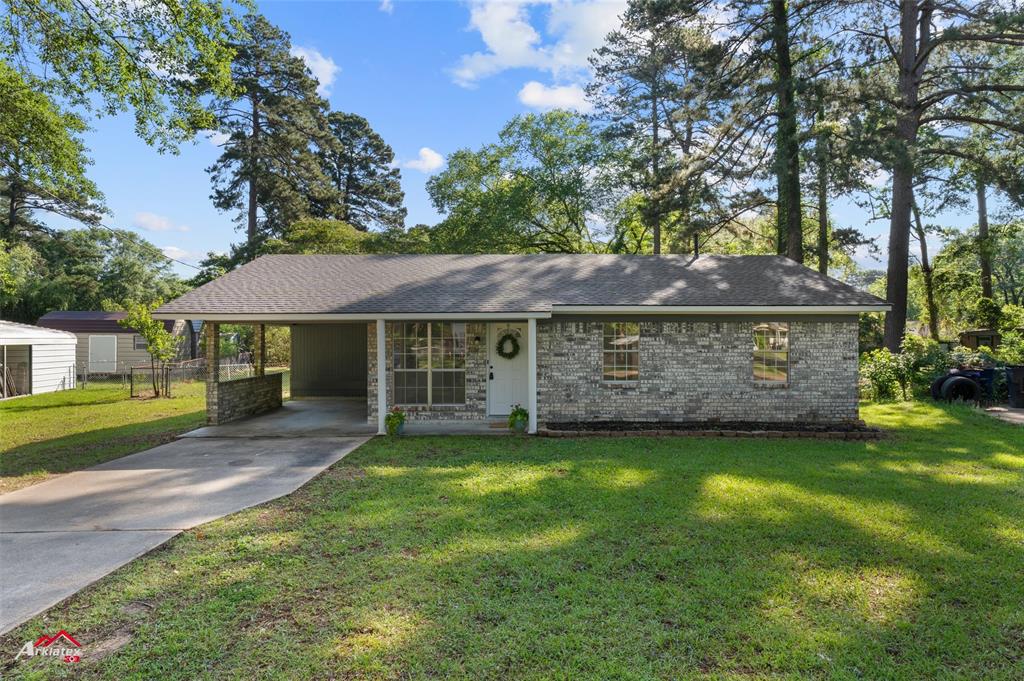 8111 Roosevelt Drive Property Photo