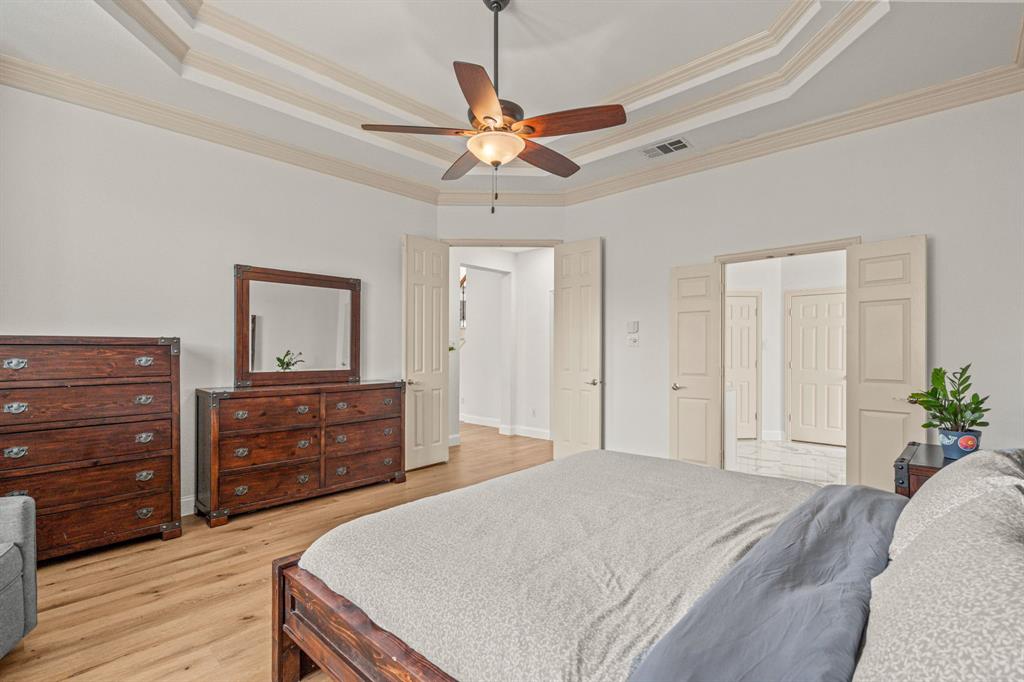 10601 Whispering Pines Drive Property Photo 11