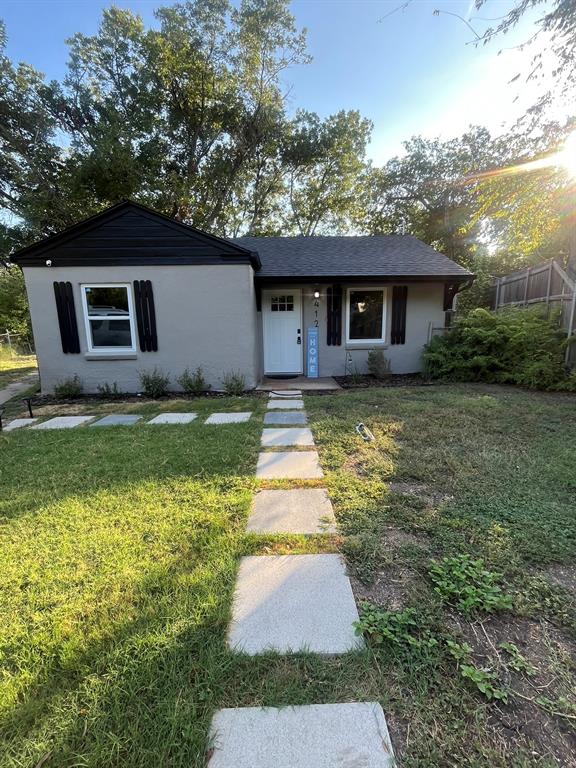412 Sands Court Property Photo 1