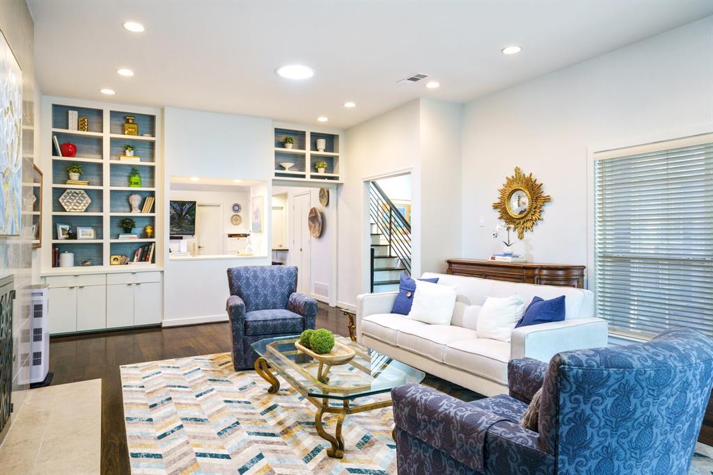 6917 Windy Ridge Drive Property Photo 1