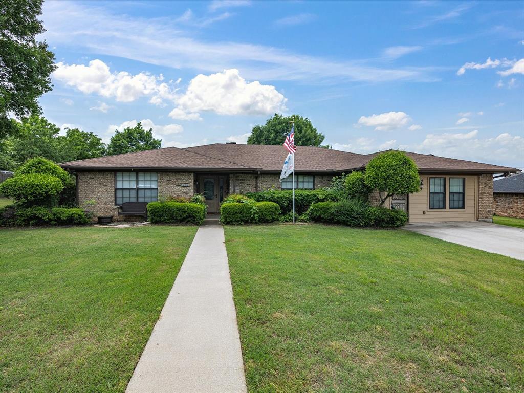 402 Brookview Drive Property Photo
