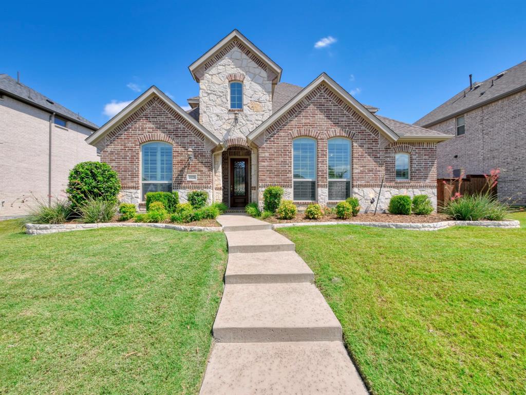 15226 Catalpa Road Property Photo 1